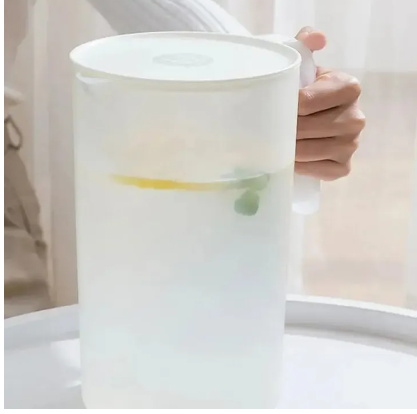 Plastic Jug Water Jug 2.5 litter unique jug