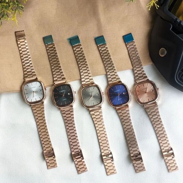 Montres tendance en acier inoxydable