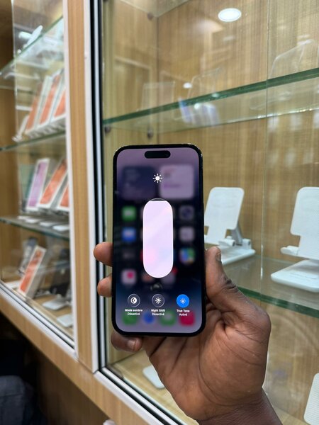 iPhone Pro 128GB Noir Neuf