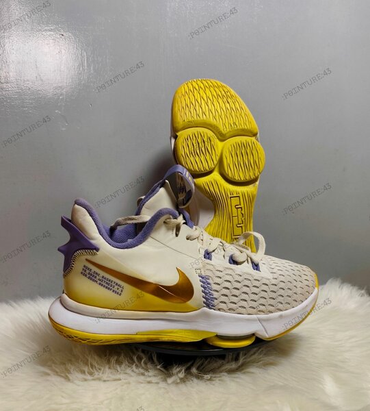 Chaussures de sport jaunes