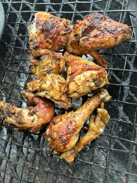 Demi poulet délicieux+ attieke