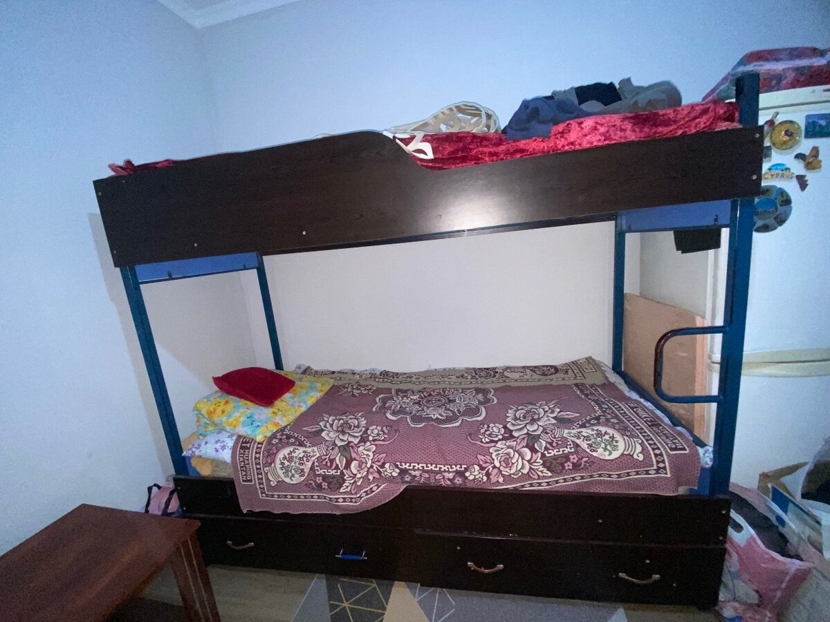 двухъярусная кровать