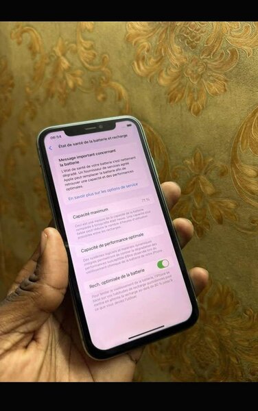 iPhone 11 Bleu Débloqué