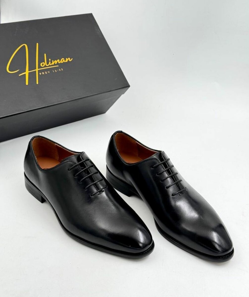 Solid Branded Leather Executive Shoes