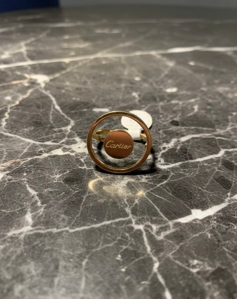 Bague élégante en or