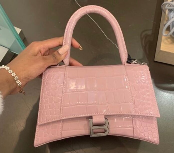 Sac à main croco rose