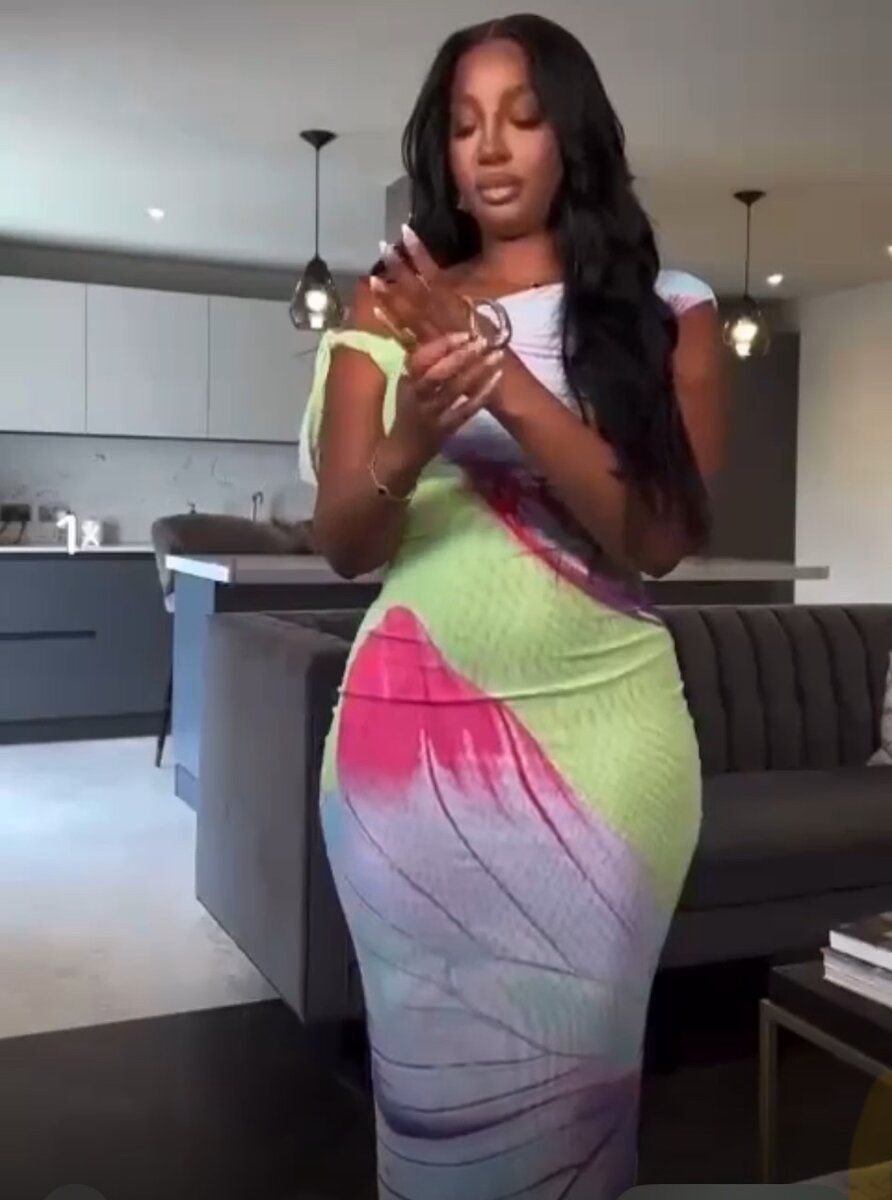 Robe ajustée colorée pour femme