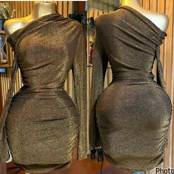 Robe sexy découpée rouge