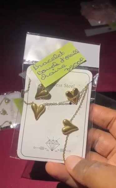 Chaîne et boucle d´Oreilles or