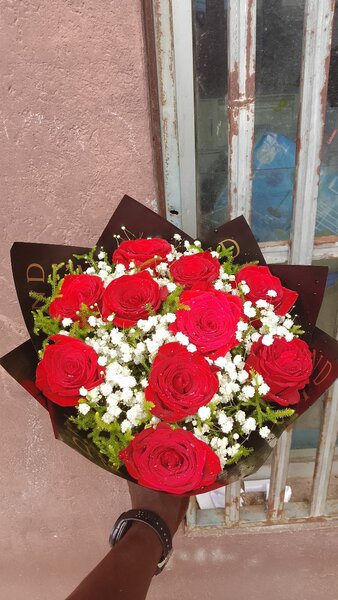 Bouquet de roses rouges élégantes