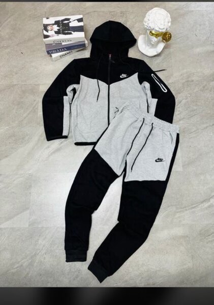 Complet Nike tech