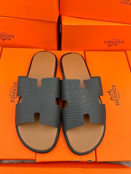 Sandales légères en cuir