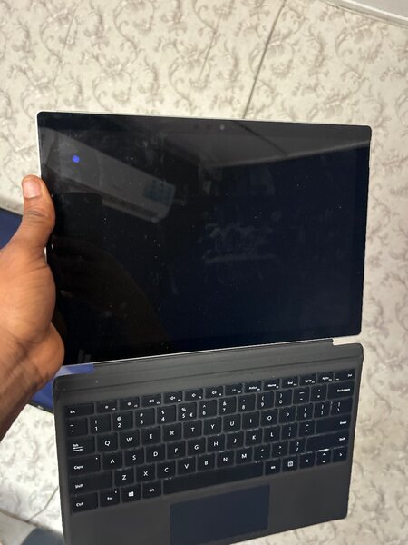 Microsft surface laptop