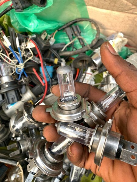 H4 Halogen Bulb for Car Headlights