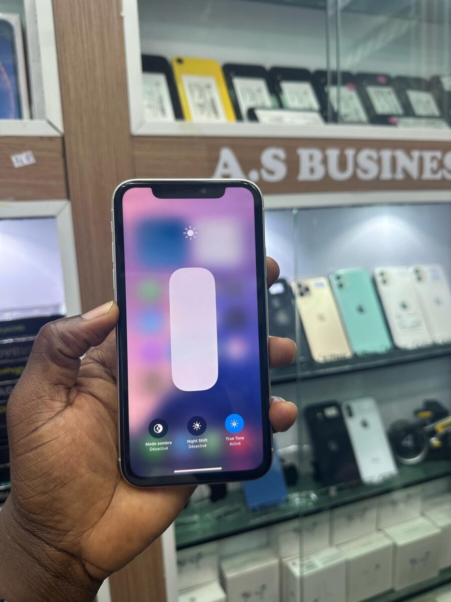 Iphone 11 simple sans id