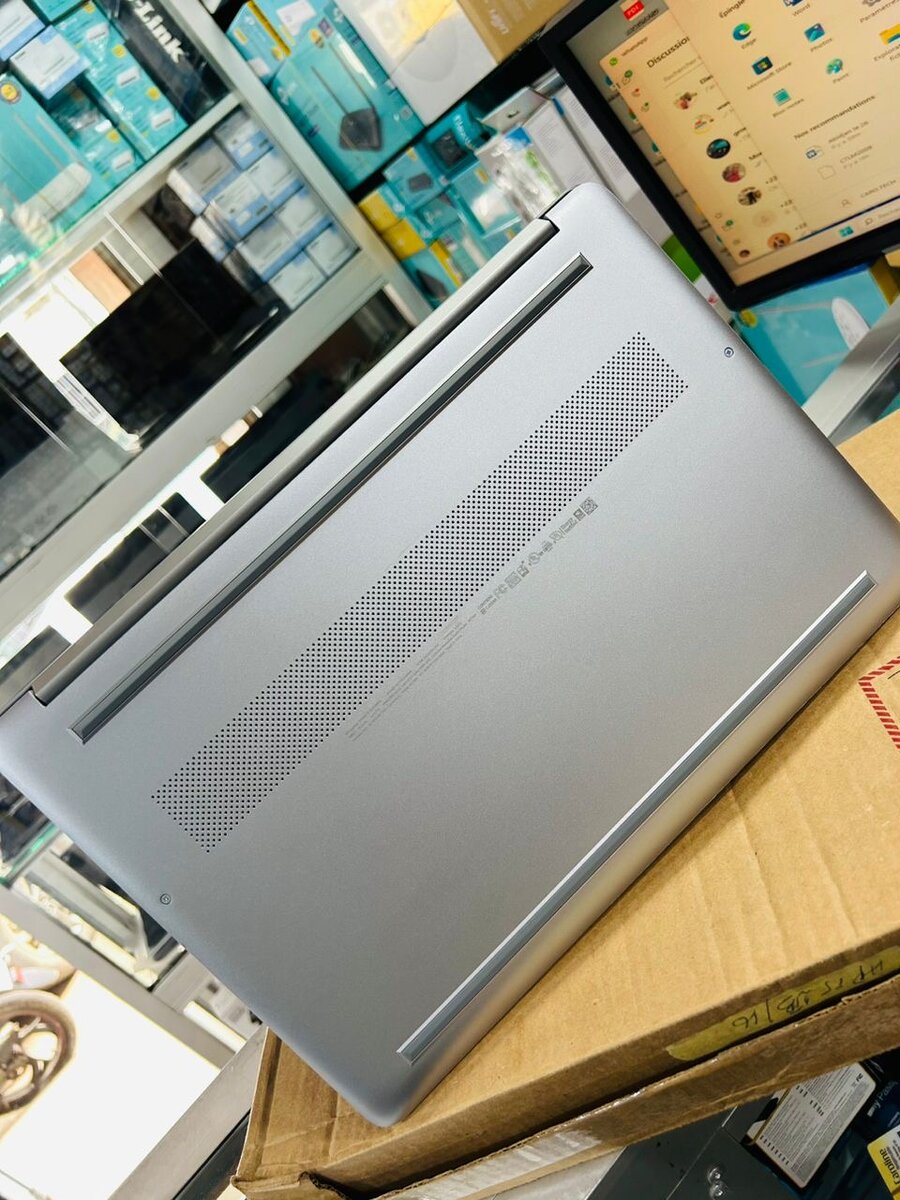 HP Laptop Ultrabook Argent