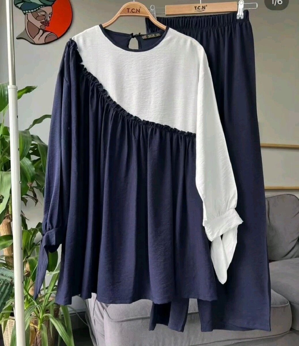 Ensemble tunique et jupe élégant