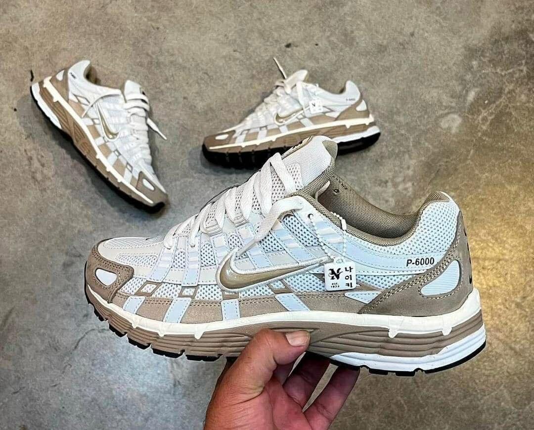 Chaussures de sport blanches tendance