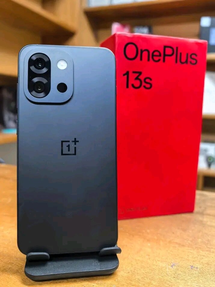 Smartphone OnePlus 13s