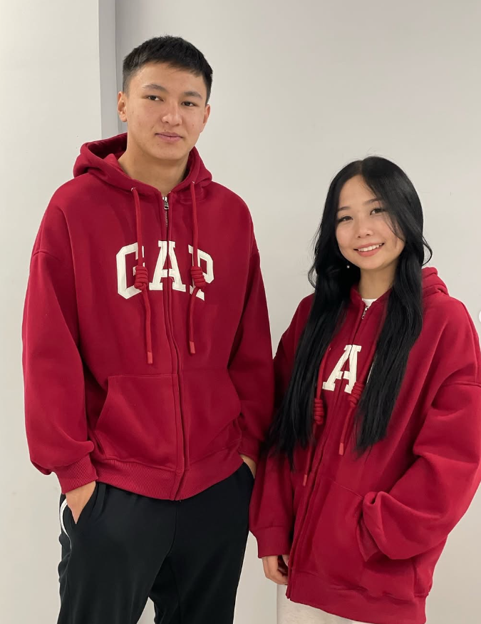 Жупташкан Бургундия капюшон GAP