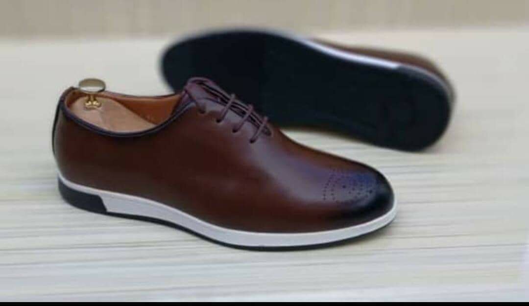 Mocassins Lacoste et boss