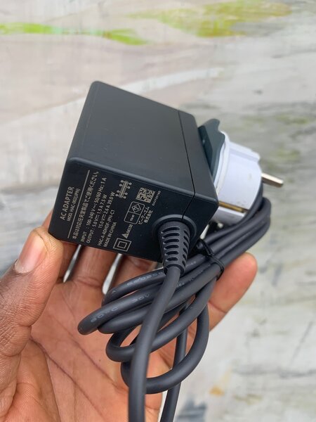 Adaptateur secteur Nintendo