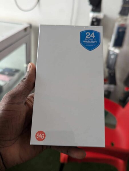 Fresh in box galaxy A41 64gb/4gb ram