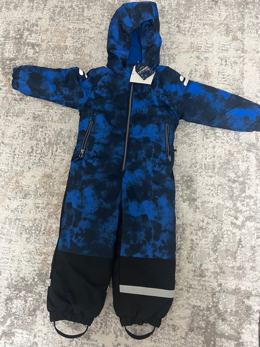 Комбинезон размер 104 новый с этикетками от фирмы Futurino