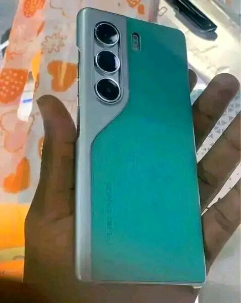 Smartphone Pro avec écran AMOLED