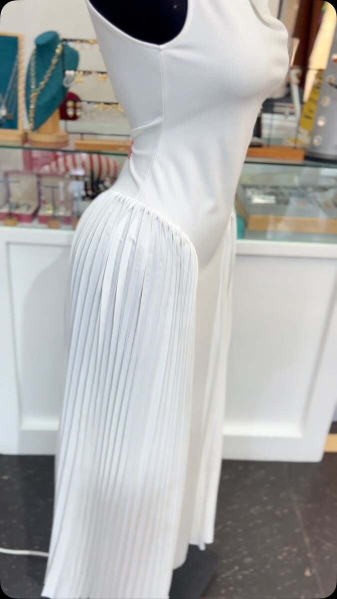 Classy dress available