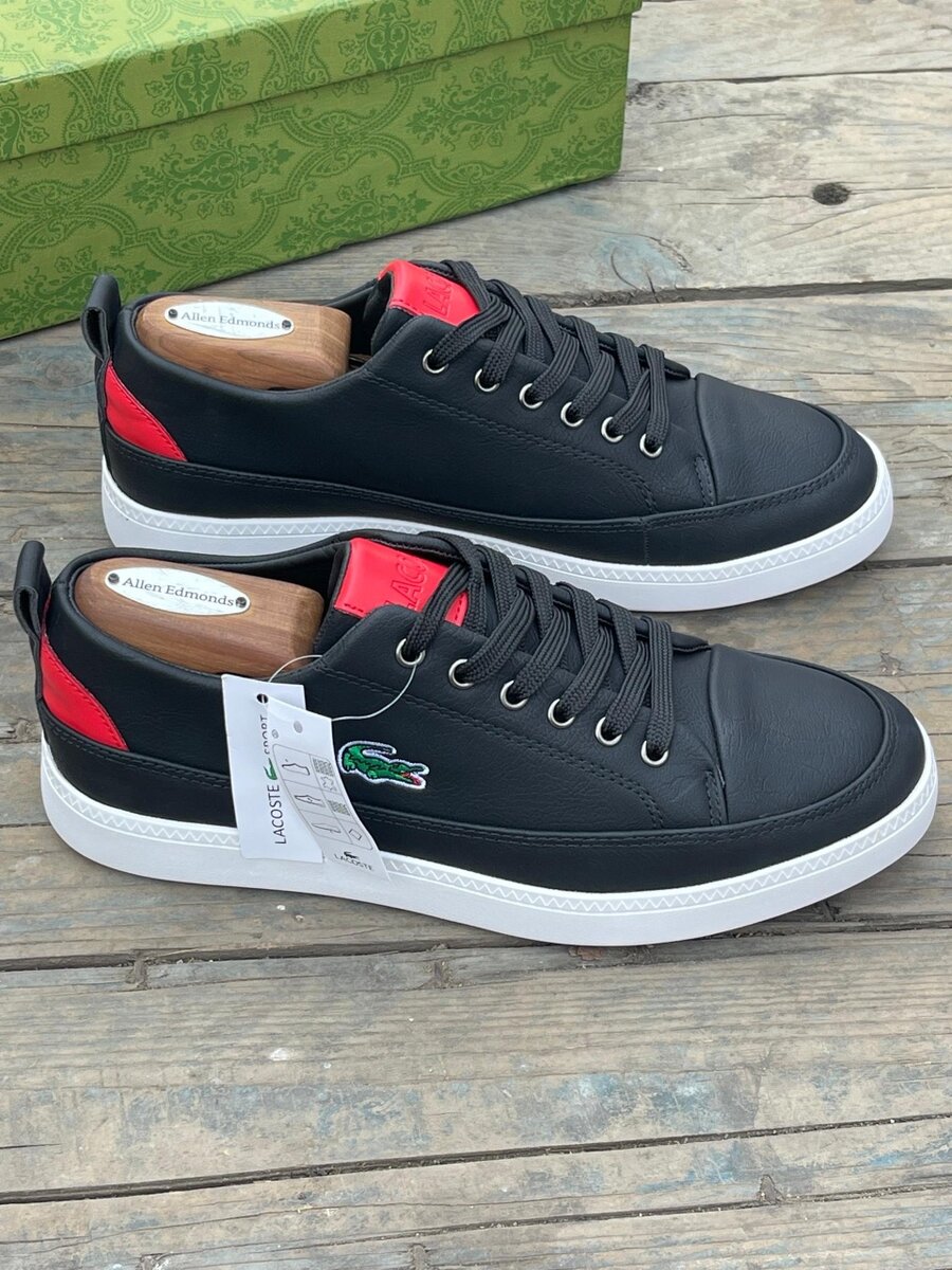 LACOSTE CLASSIC BLACK