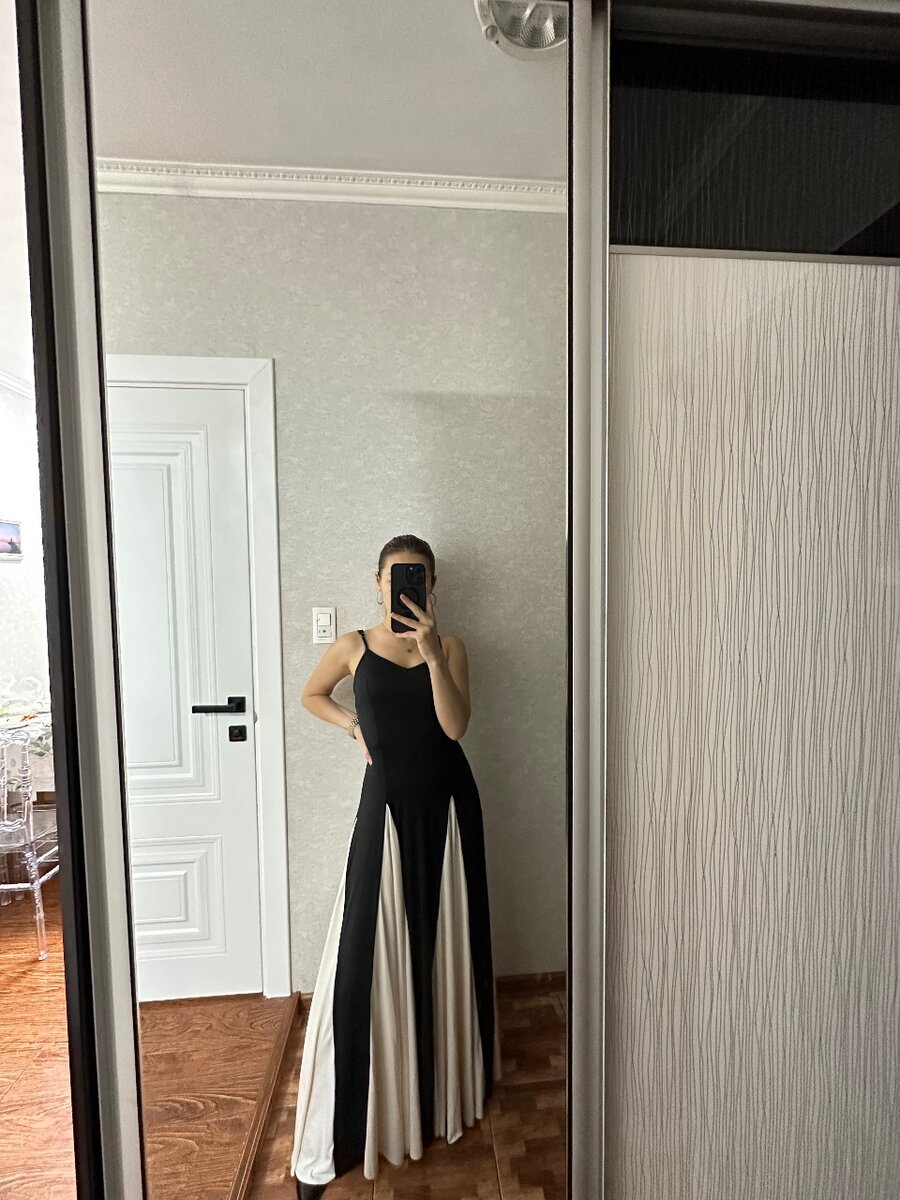 Платья на лямке