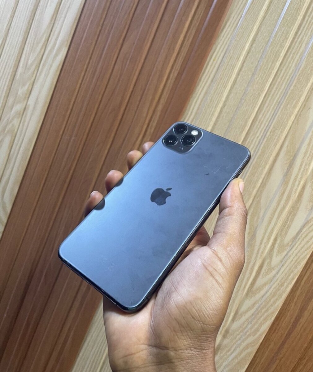 iPhone 11 Pro Max 64GB Noir