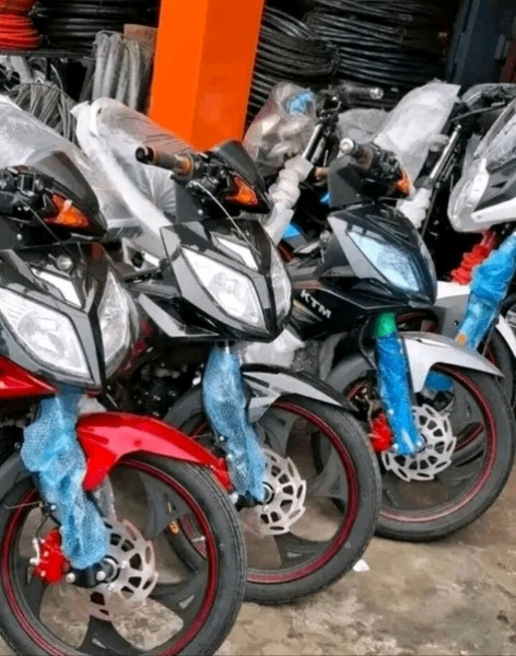 Motos sportives puissantes