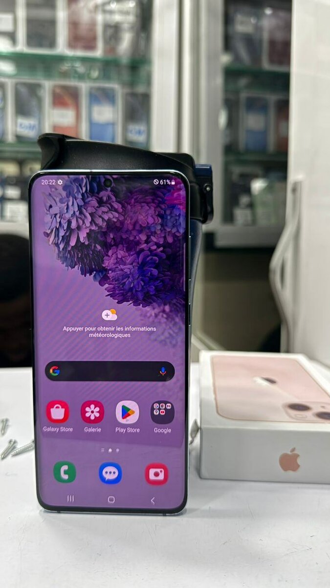 *samsung GALAXY S20 256g : 135.000f