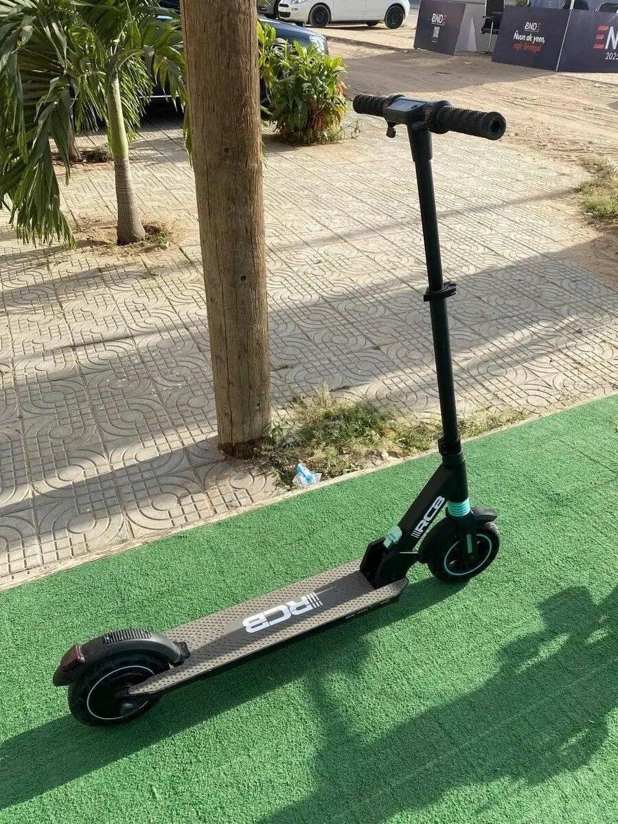 Trottinette électrique moderne