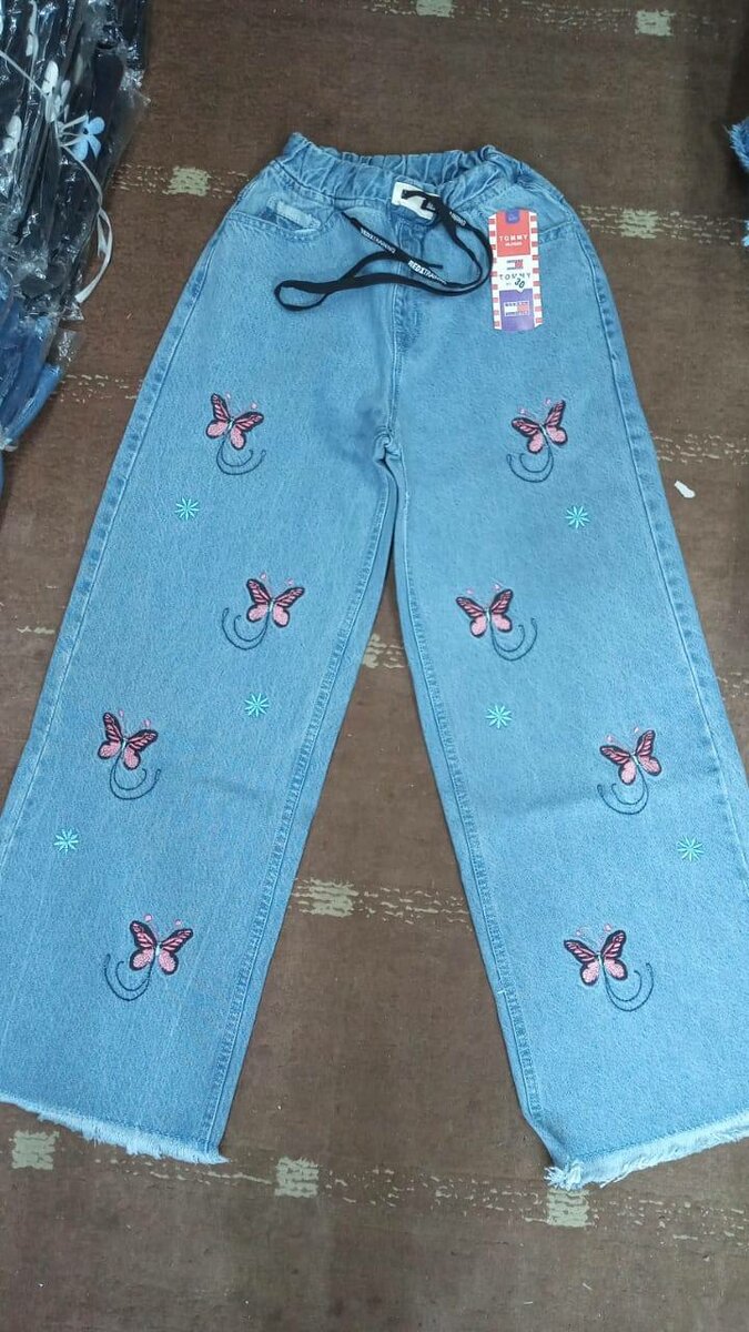 Jeans bottom style
