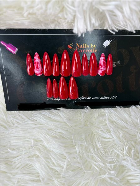 Ongles Rouge Glamour