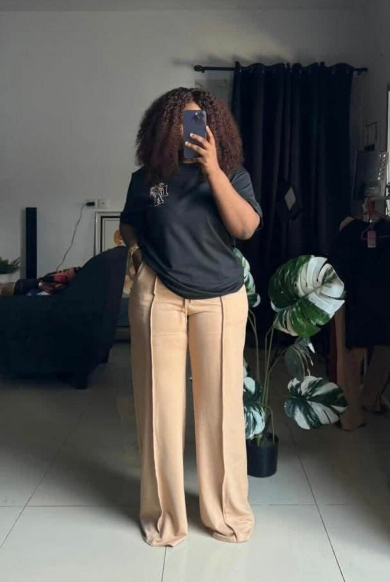 Pantalon beige élégant