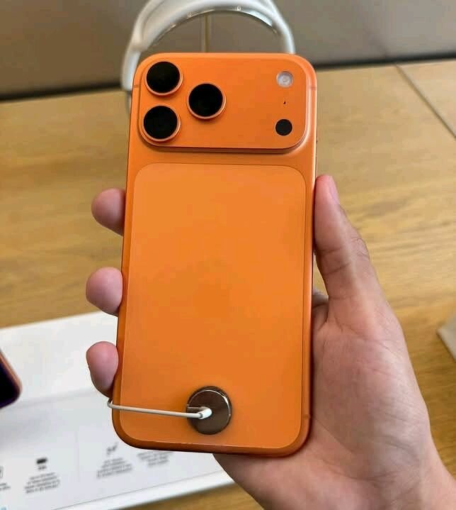 Smartphone moderne orange 5G