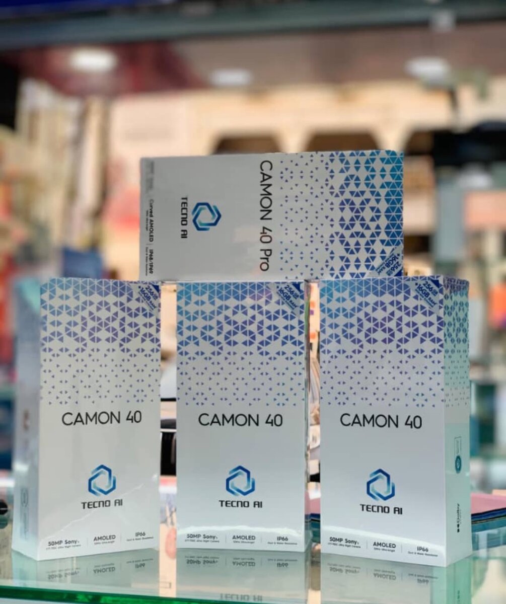 Tecno Camon 40