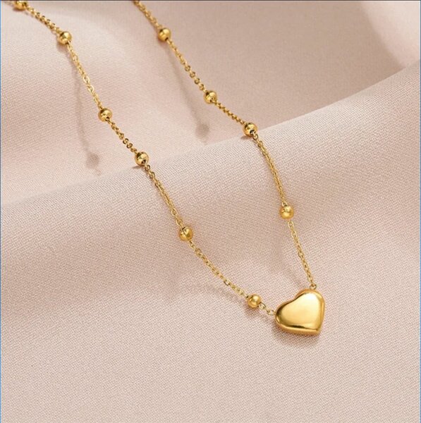 Elegant Heart Pendant Necklace