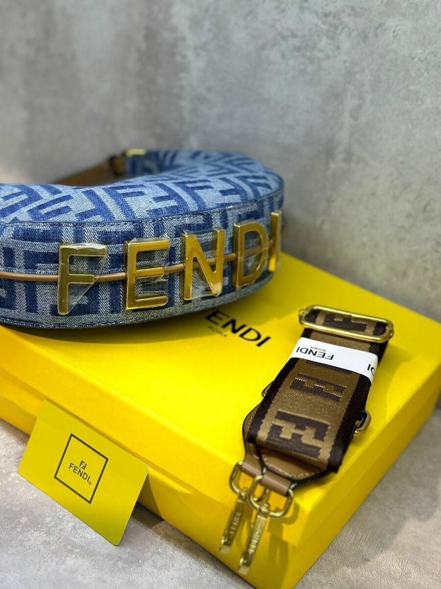 Fendi/ бесплатная доставка