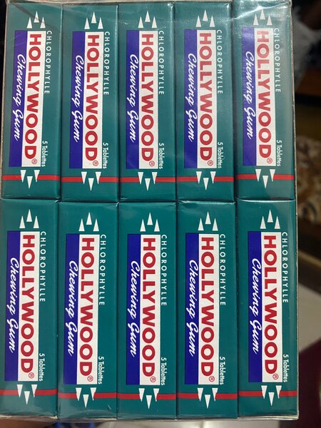 Hollywood Chewing Gum