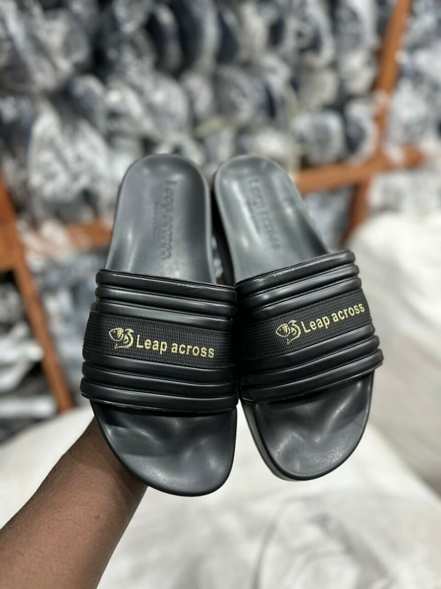 Claquettes "Leap Across"