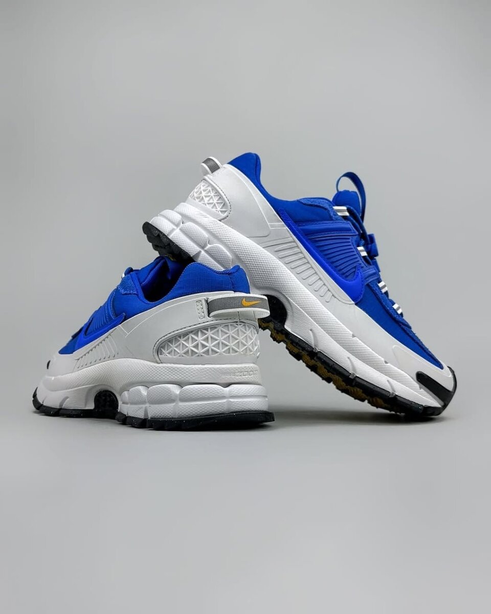 Baskets sport bleu et blanc