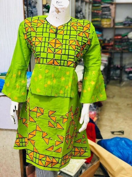 Ladies dress