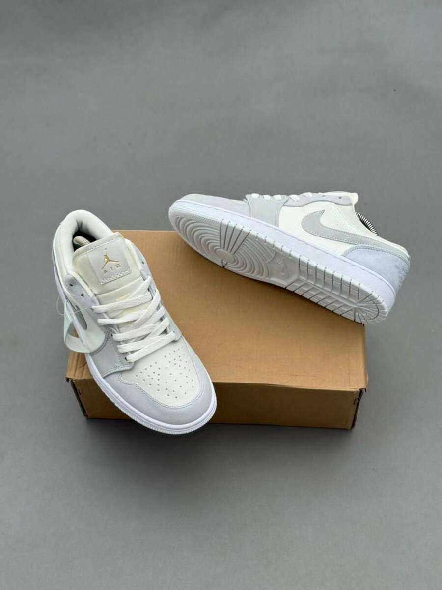 Baskets blanches en cuir élégantes