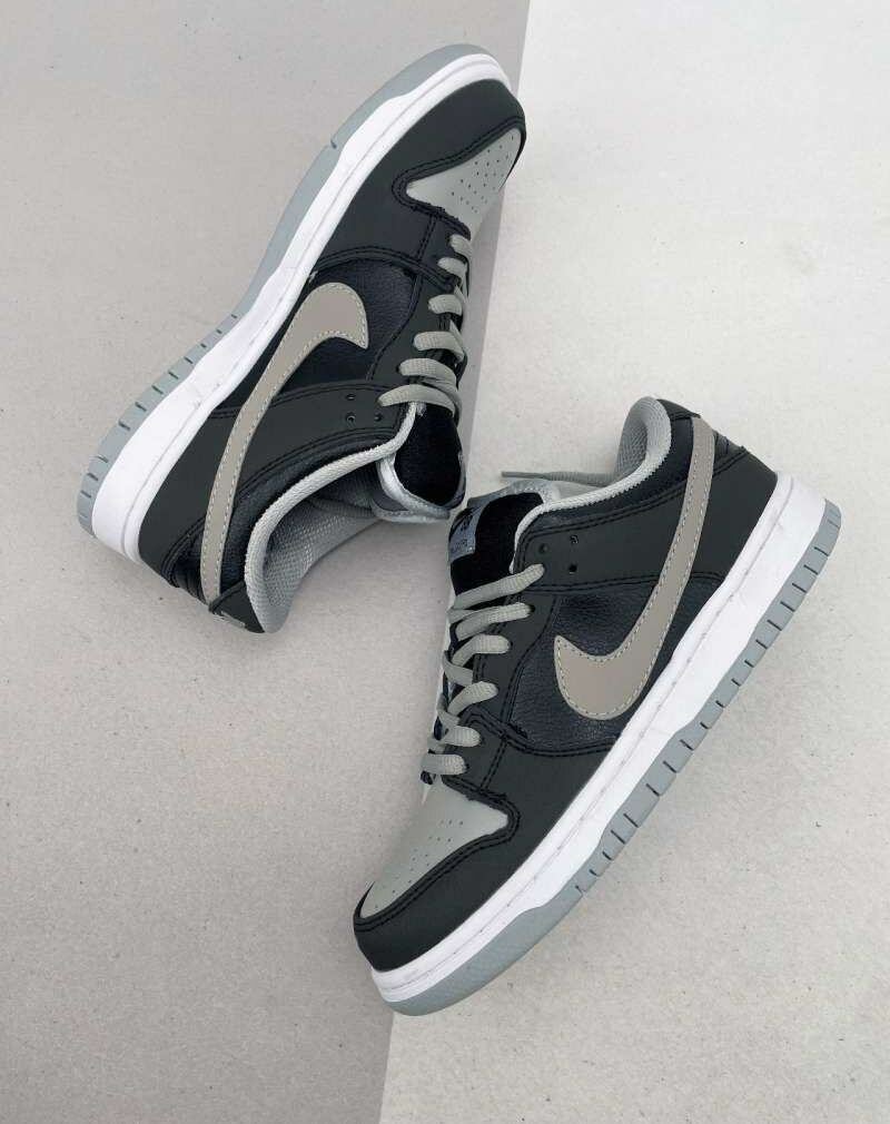 Nike SB Ash and Black