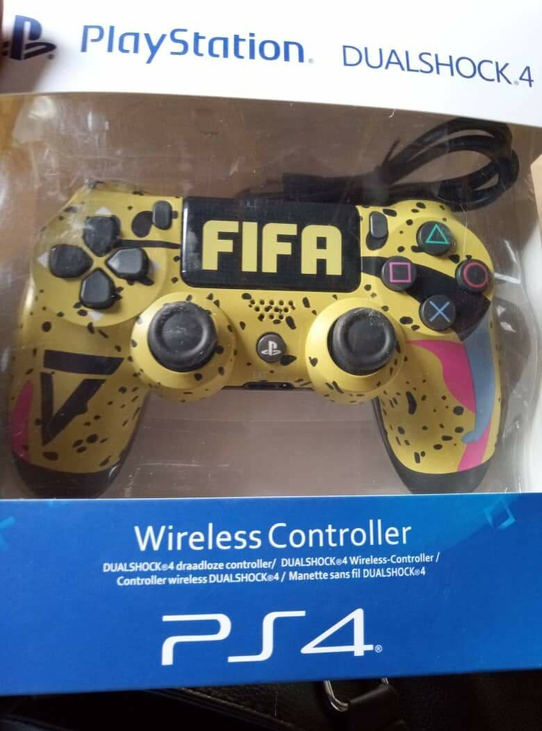 PS4 Wireless Controller.